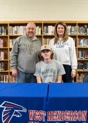 Signing Day Spring 2022_BRE_9449