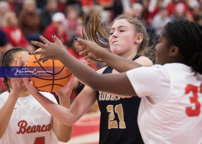 TC Roberson Girls Gets Early Season Win Over Hendersonville