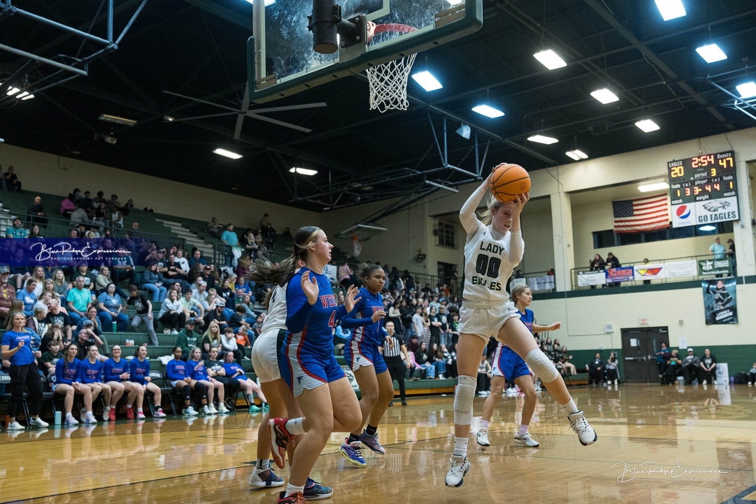 West Henderson Girls Basketball Stay 8-0 in Victory over East Henderson