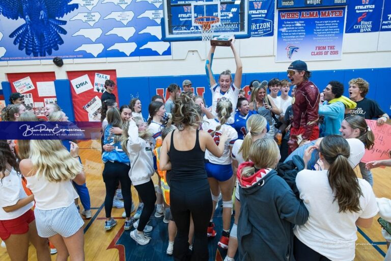 West Henderson Volleyball Wins Regionals: Travels to State!